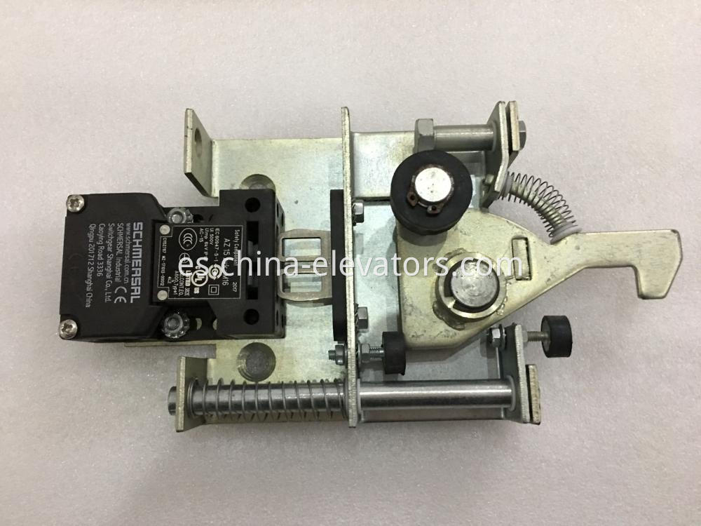 Cerradura de puerta de cabina K8 para ascensores ThyssenKrupp K8 Car Door Lock for ThyssenKrupp Elevators